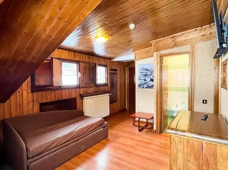 ホテル Togo Palace Terminillo