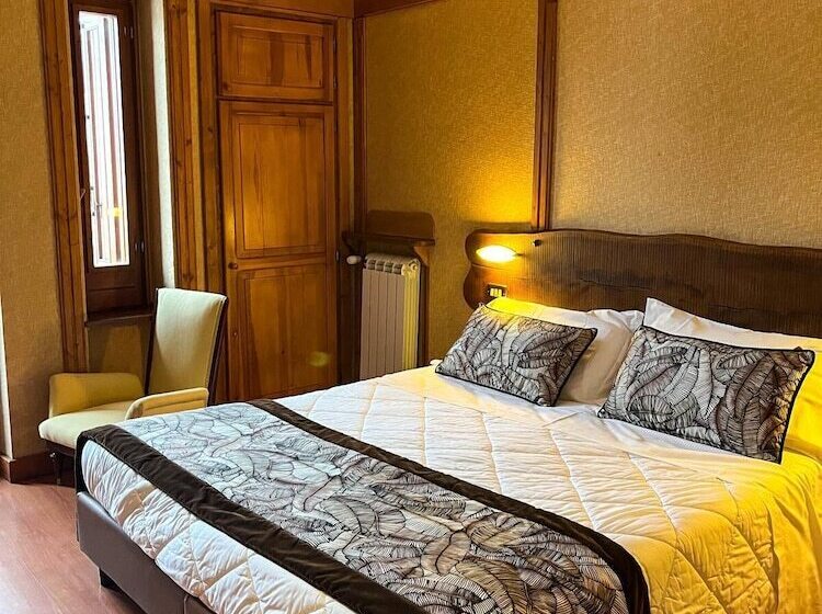 בית מלון כפרי Togo Palace Terminillo