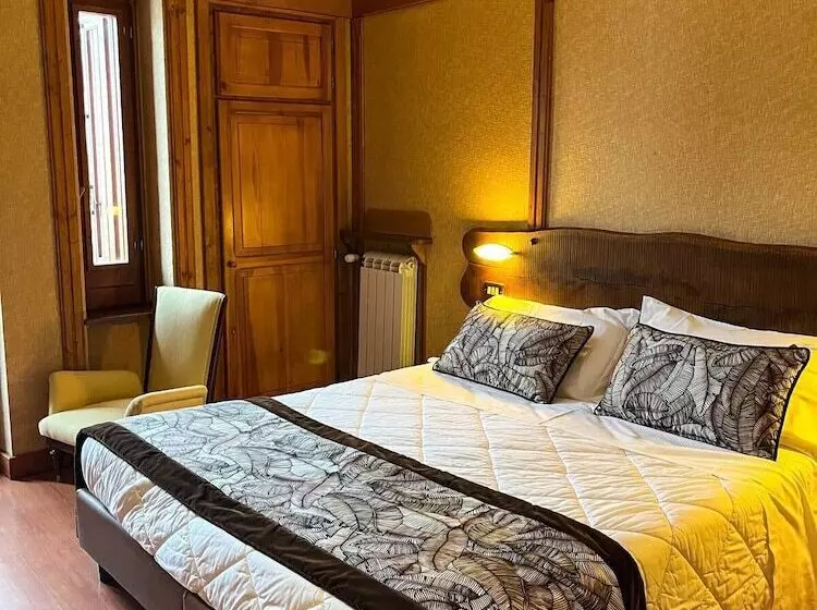 ホテル Togo Palace Terminillo