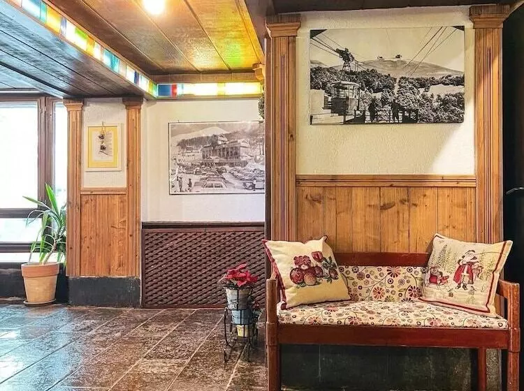 ホテル Togo Palace Terminillo