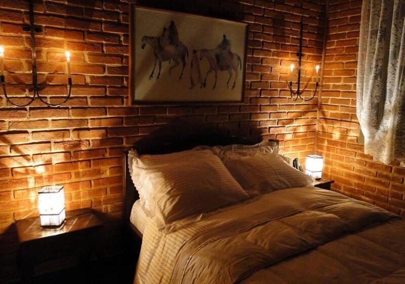 膳宿费 Pousada Romântica Serra Da Mata