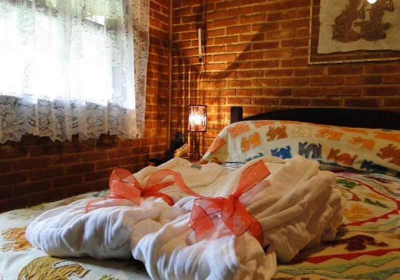 膳宿费 Pousada Romântica Serra Da Mata