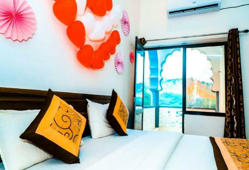 Siddarth Resort   Mountain View With Pool