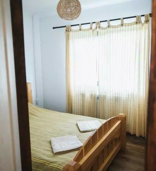 ユースホステル Pogar Inn