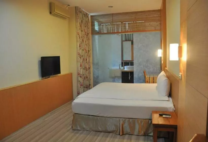 تختخواب و صبحانه Railway Villa