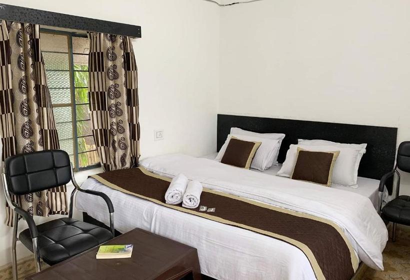 بنسيون Il Padrino