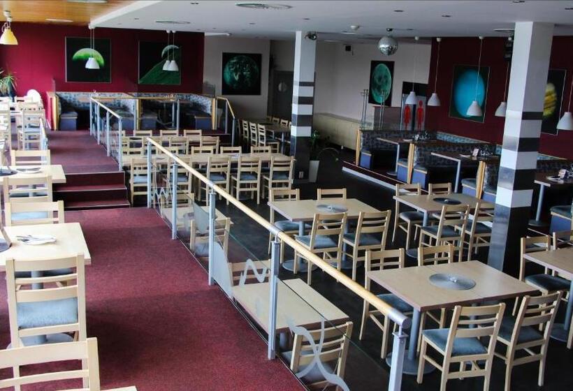 Пансион Penzion Raketa Bowling