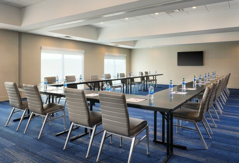 فندق Holiday Inn Express & Suites   Lockport, An Ihg