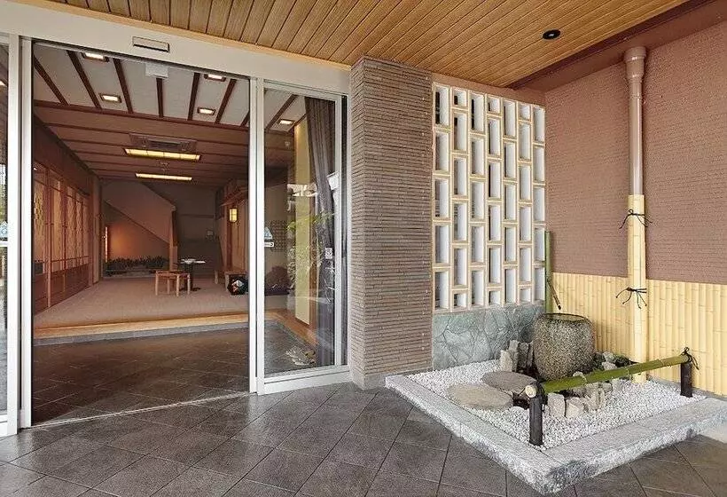 Hotelli Katsuzakikan