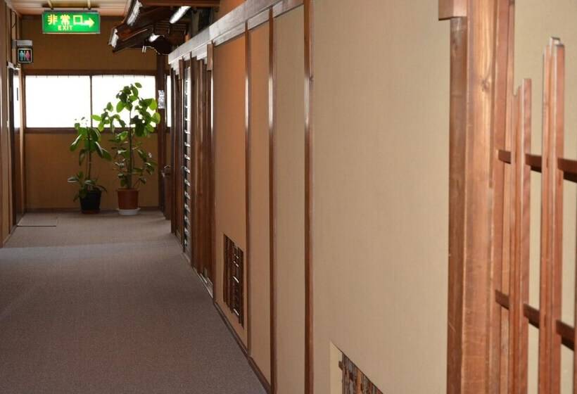 Отель Katsuzakikan