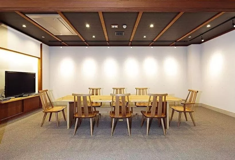 Hotelli Katsuzakikan