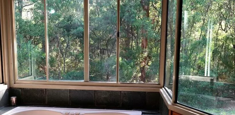 Hotelli Harmony Forest Accommodation And Vineyard