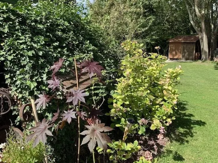 Aamiaismajoitus (B&B) L'orée De Giverny