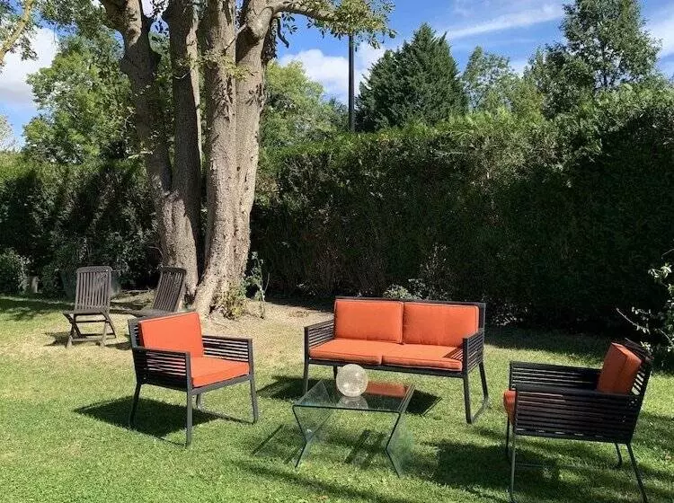 Aamiaismajoitus (B&B) L'orée De Giverny