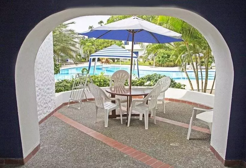 Green9 Hotel & Beach Resort Same