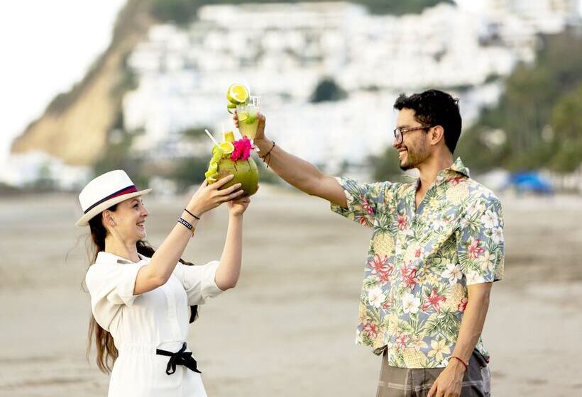 Green9 Hotel & Beach Resort Same