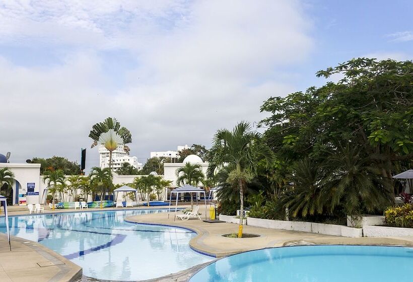 Green9 Hotel & Beach Resort Same