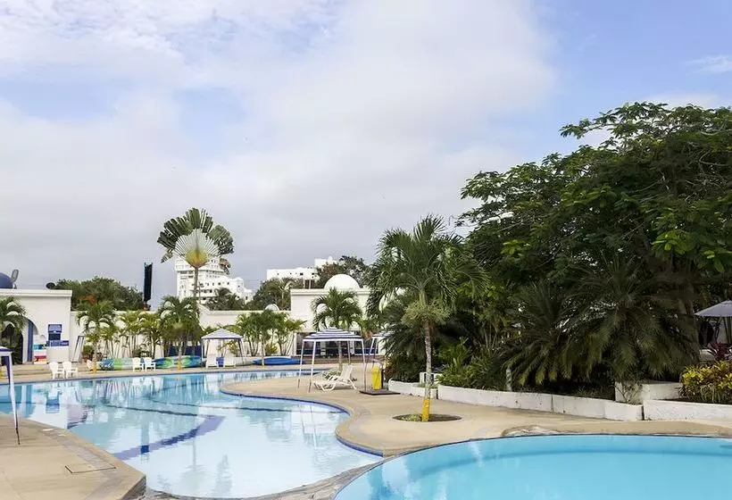 Green9 Hotel & Beach Resort Same