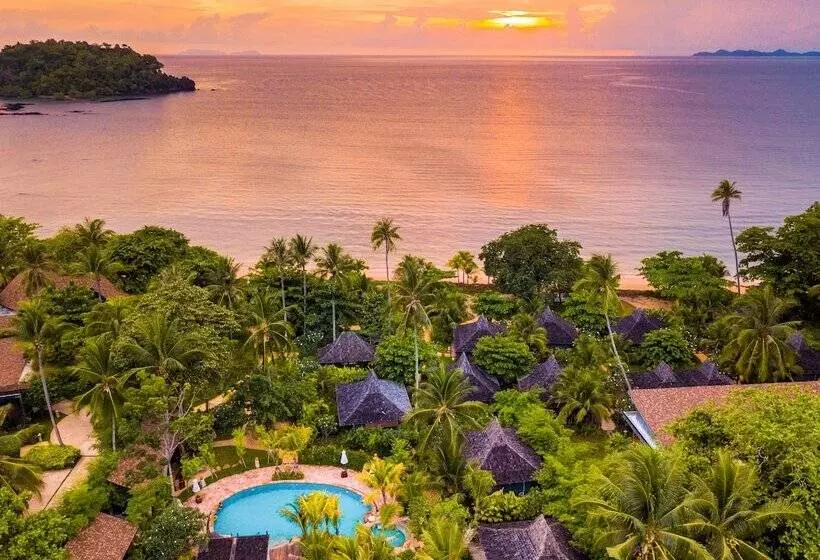 Hotelli Andalay Beach Resort Koh Libong