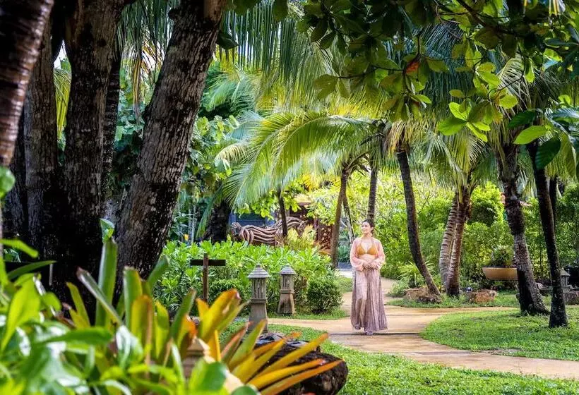 Hotelli Andalay Beach Resort Koh Libong