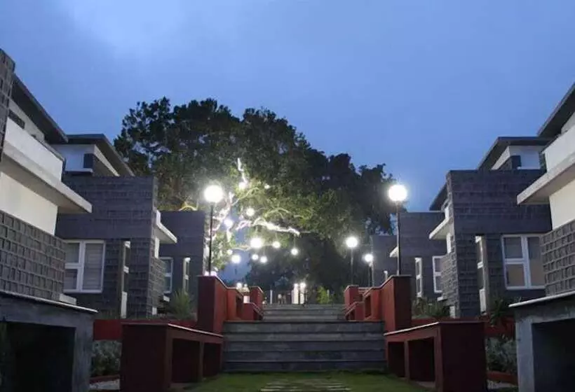 Hotelli La Flora Cloud 9 Yelagiri