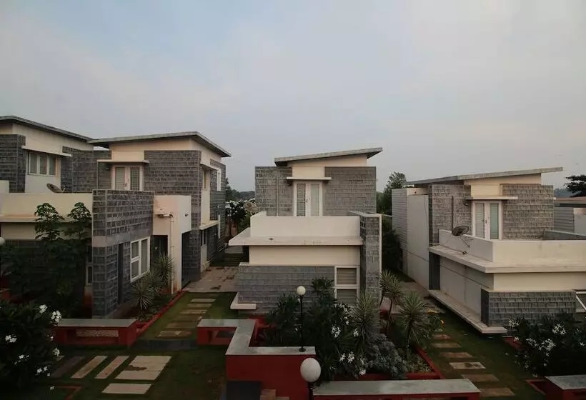 Hotelli La Flora Cloud 9 Yelagiri