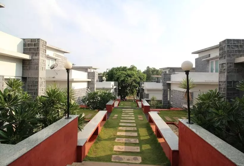 Hotelli La Flora Cloud 9 Yelagiri