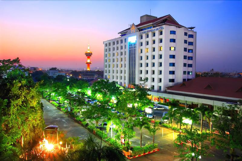 Hotell Khum Suphan