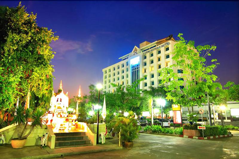 Hotell Khum Suphan