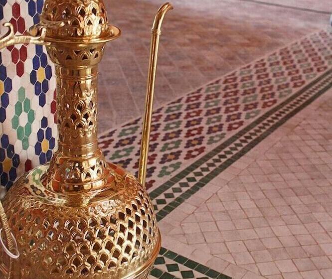 فندق Ksar Ljanoub