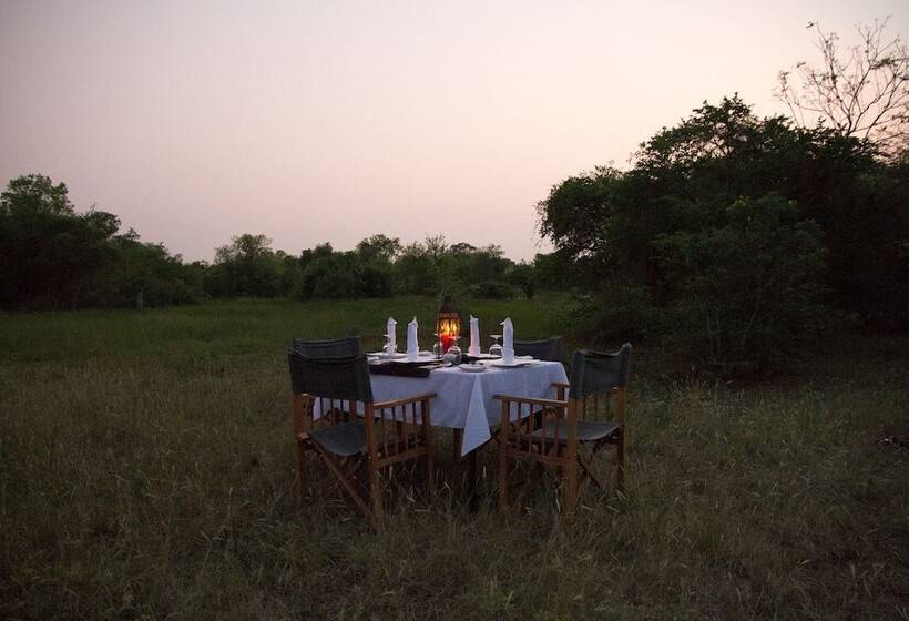 בית מלון כפרי Mahoora   Wilpattu By Eco Team