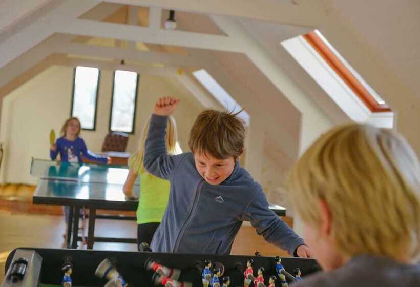 Отель Rockwood Lodges