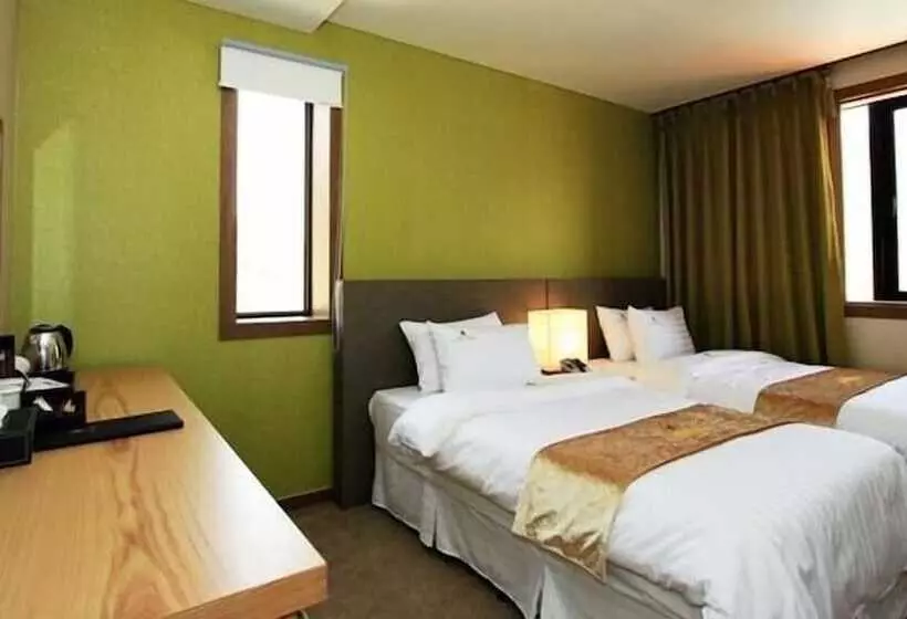 Hotelli Benikea Central