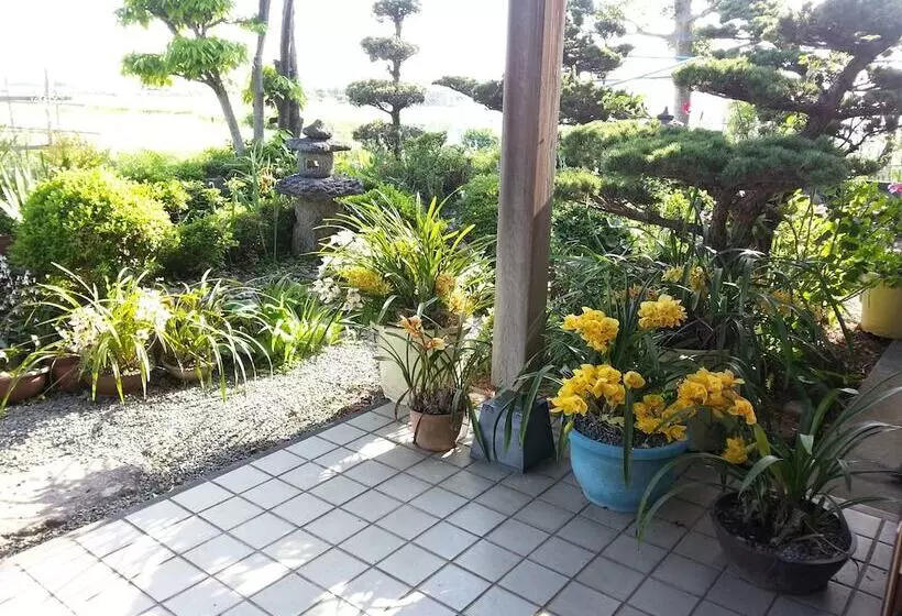 ペンション Guest House Nakamura House