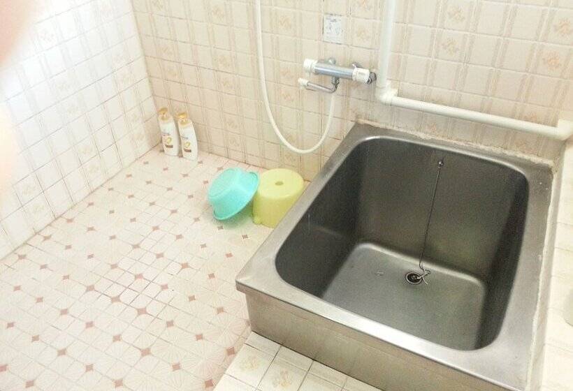 Pensão Guest House Nakamura House