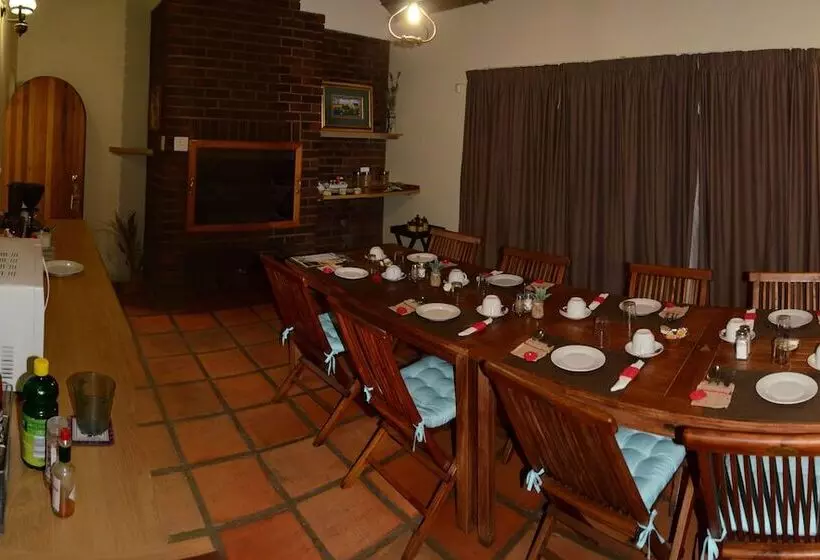 Pension Maclear Manor