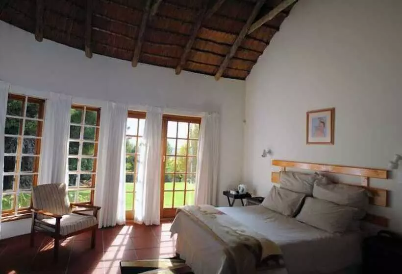 Pension Maclear Manor