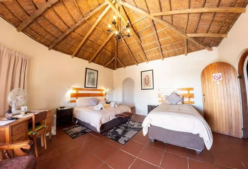 Pension Maclear Manor