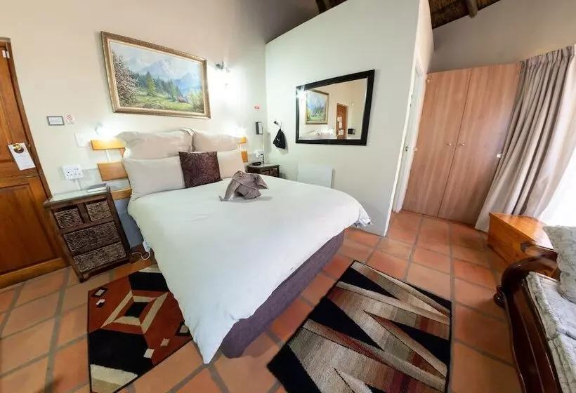 Pension Maclear Manor