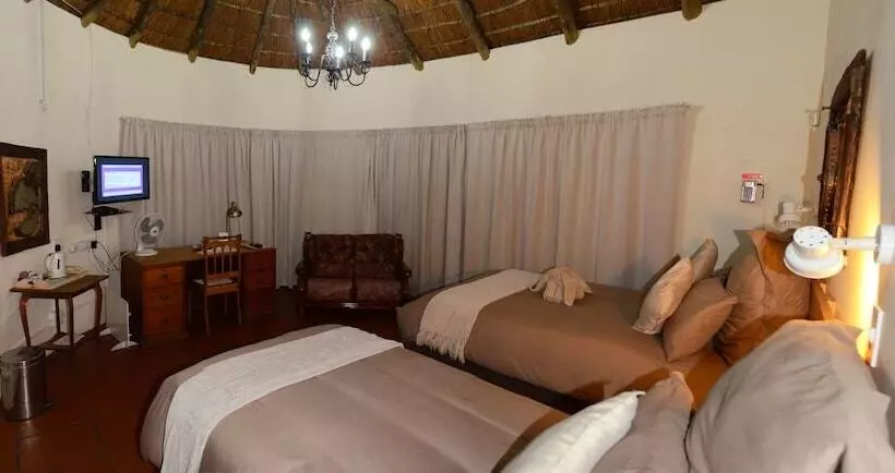 Pension Maclear Manor