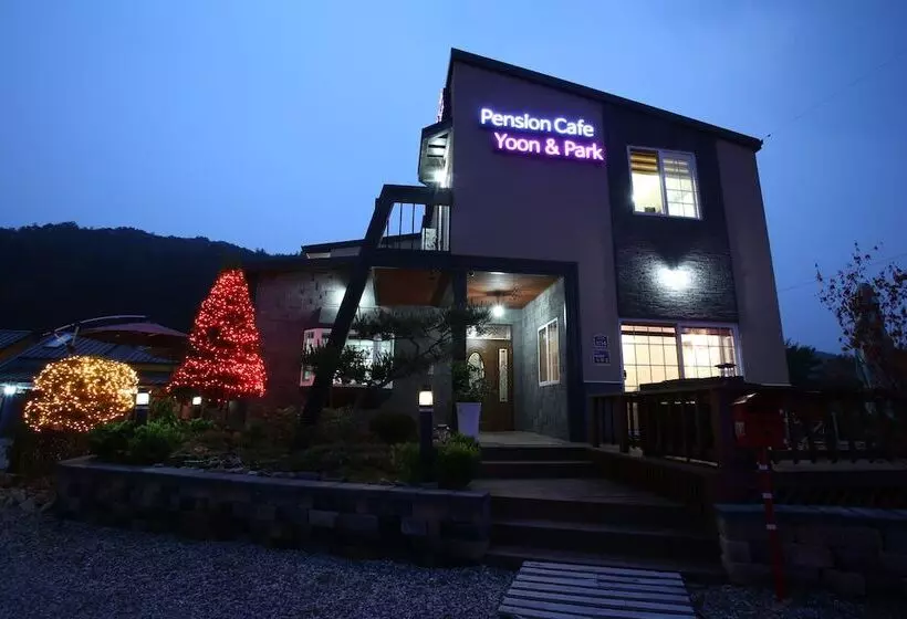 Pension Cafe Yoon & Park