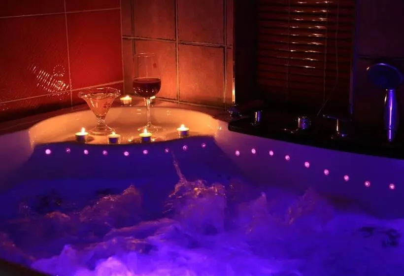 Pension Cafe Yoon & Park