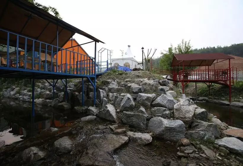 Pension Cafe Yoon & Park