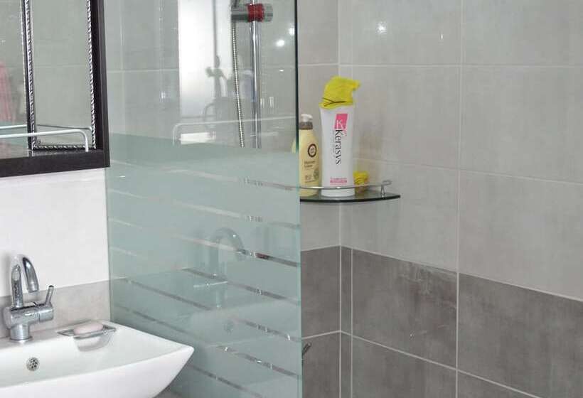 Pension Cafe Yoon & Park