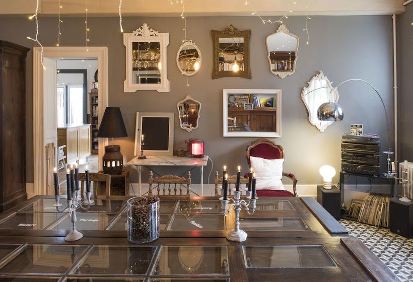 ベッドアンドブレックファースト Baccara Lodge