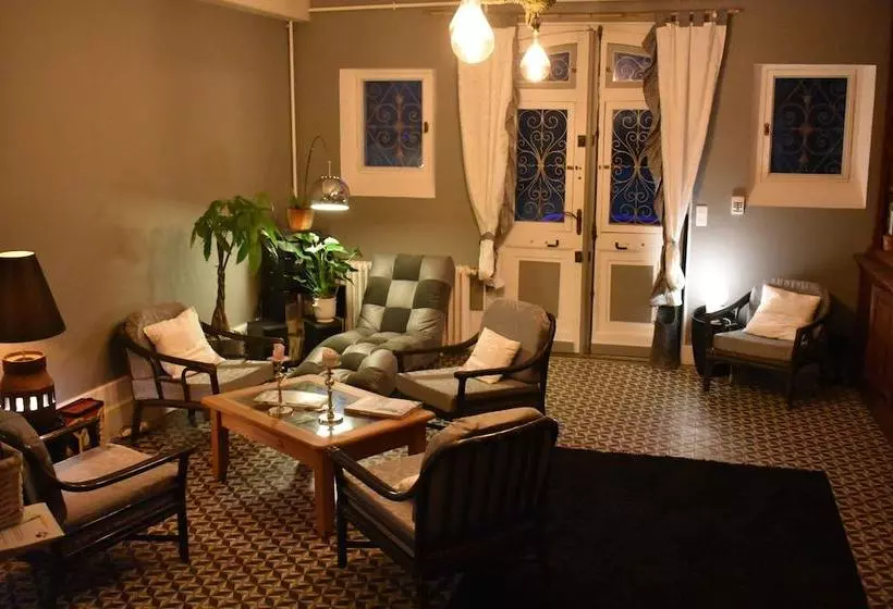Aamiaismajoitus (B&B) Baccara Lodge