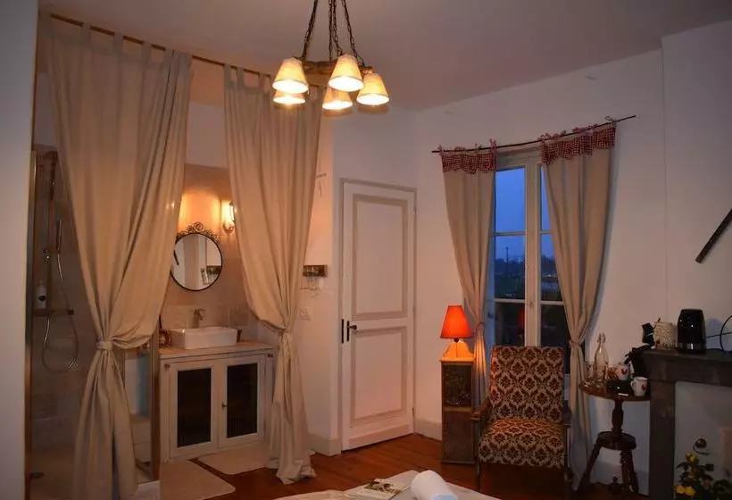 Aamiaismajoitus (B&B) Baccara Lodge