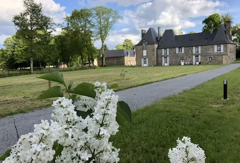 Aamiaismajoitus (B&B) Chambres D Hotes Chateau De La Croix Chemin