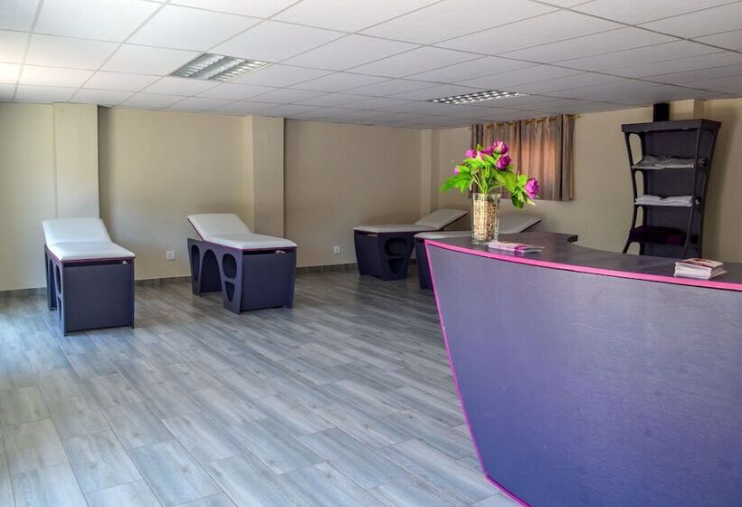 Bed & Breakfast Sheerwalk Conference & Leisure