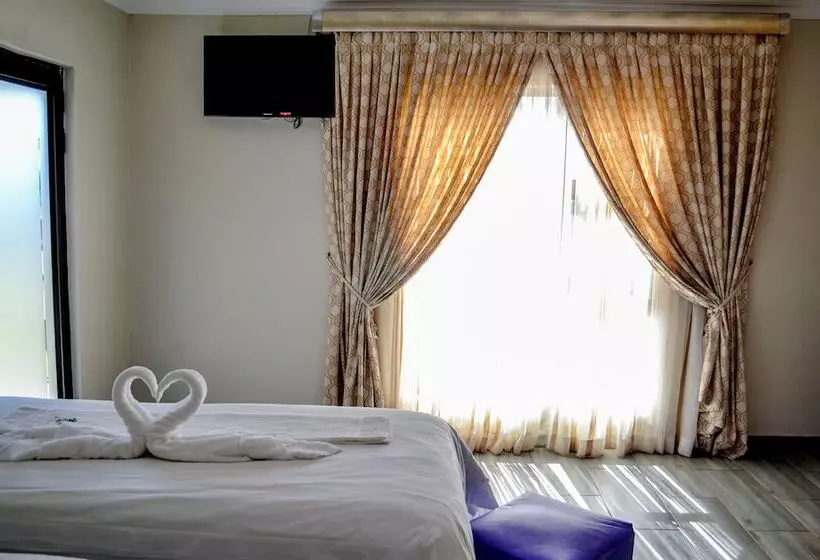 Aamiaismajoitus (B&B) Sheerwalk Conference & Leisure